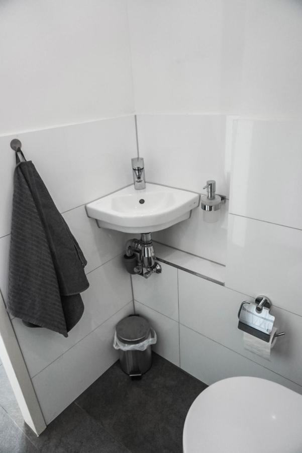 Neu Gebautes Apartment Mit Sonnenterasse In Der Naehe Vom Siebengebirge & Bonn Königswinter Eksteriør bilde