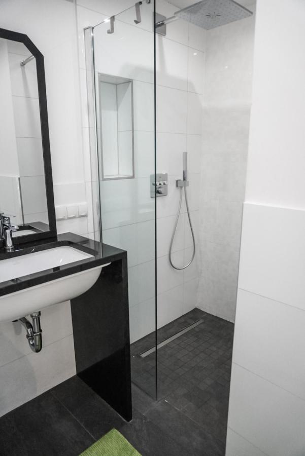Neu Gebautes Apartment Mit Sonnenterasse In Der Naehe Vom Siebengebirge & Bonn Königswinter Eksteriør bilde